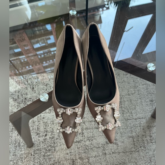 Elegant Women's Embellished Cream Elegant Formal Evening Work Party Heels - Picture 3 of 7